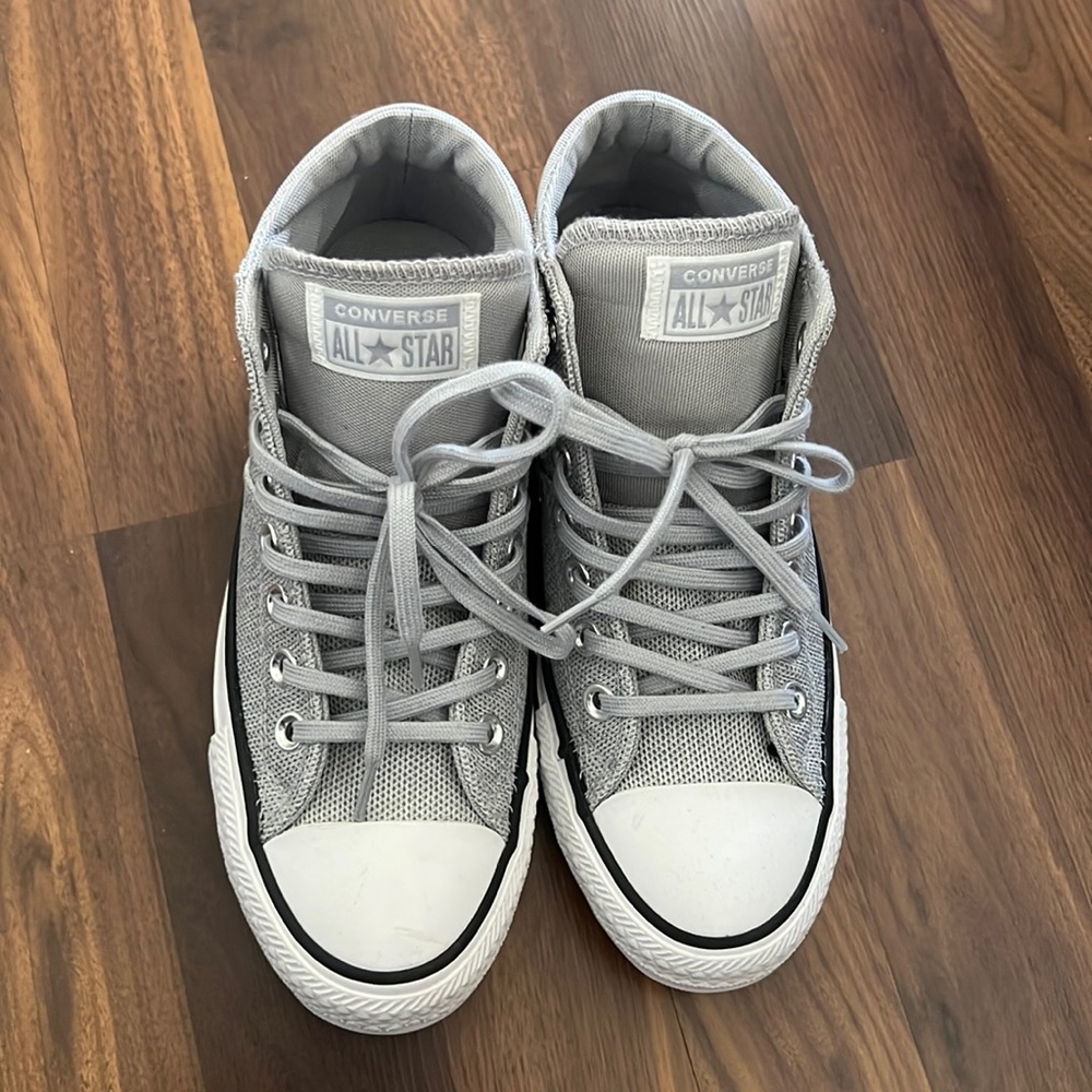 Converse sneaker